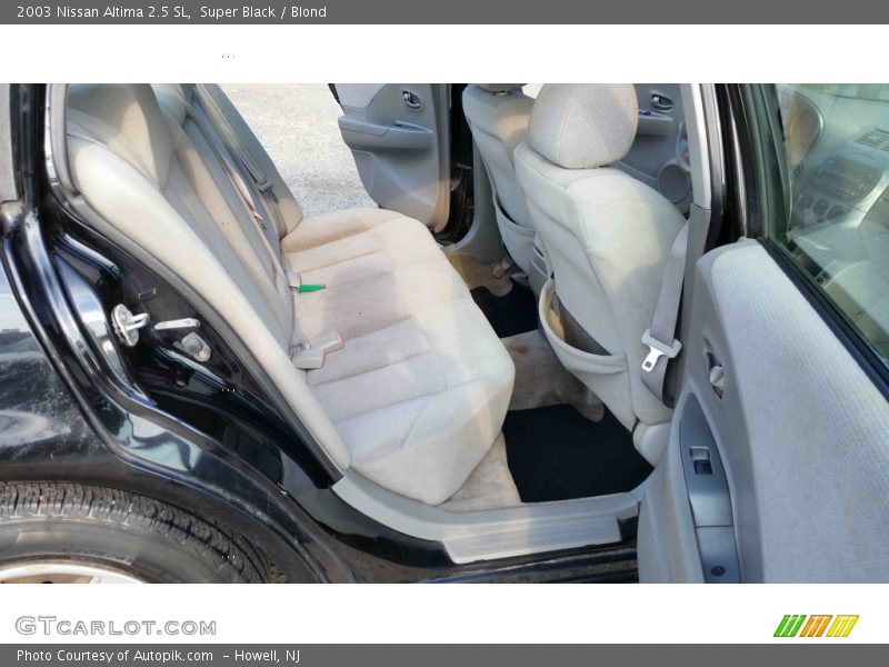 Super Black / Blond 2003 Nissan Altima 2.5 SL