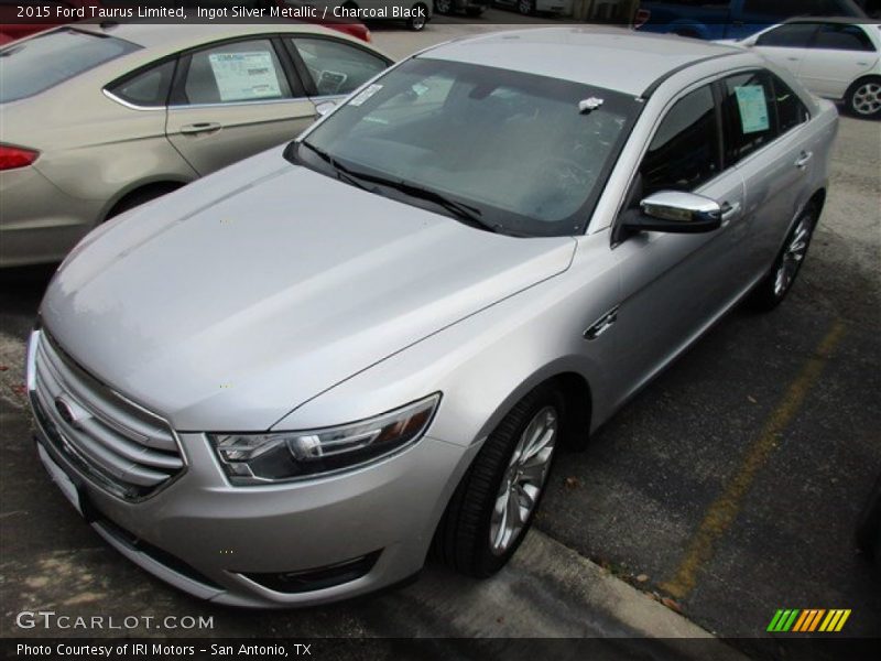 Ingot Silver Metallic / Charcoal Black 2015 Ford Taurus Limited