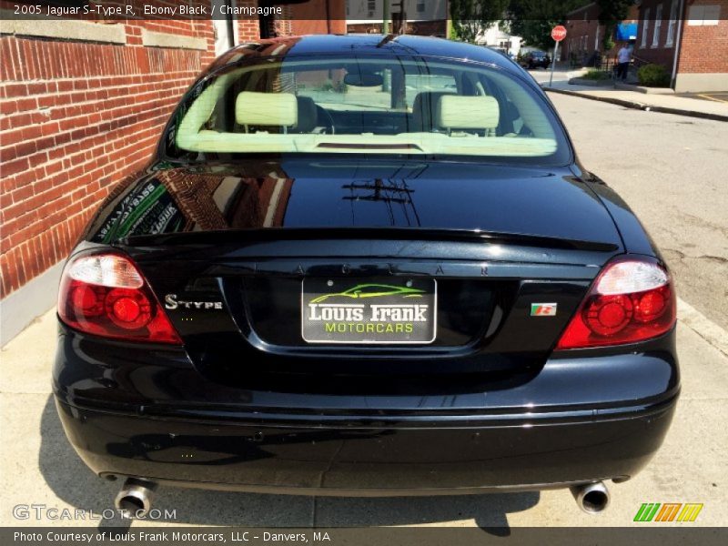 Ebony Black / Champagne 2005 Jaguar S-Type R