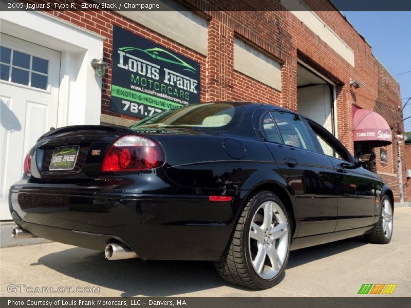 Ebony Black / Champagne 2005 Jaguar S-Type R