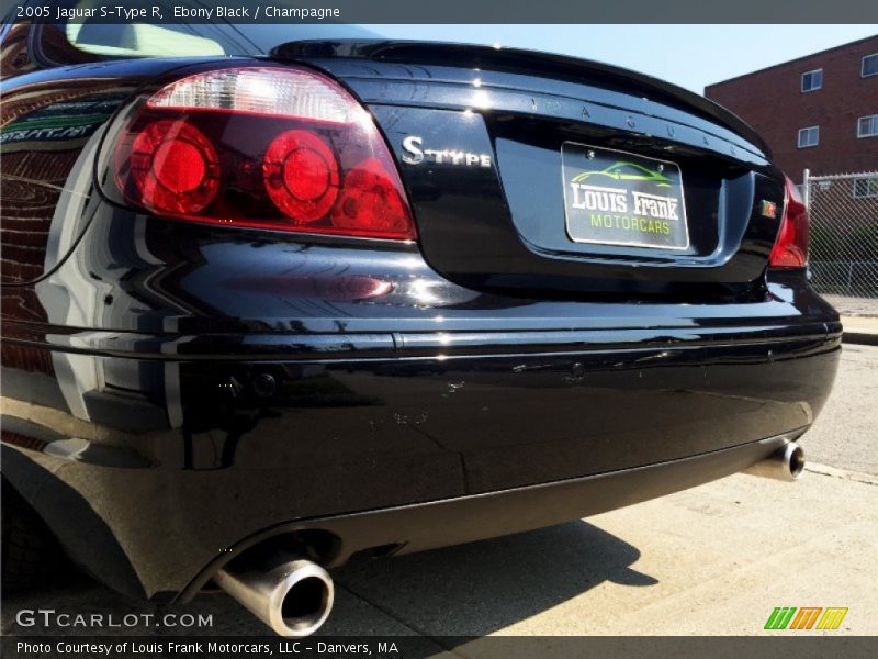 Ebony Black / Champagne 2005 Jaguar S-Type R