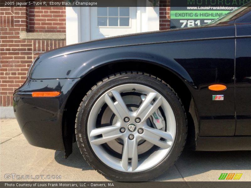 Ebony Black / Champagne 2005 Jaguar S-Type R