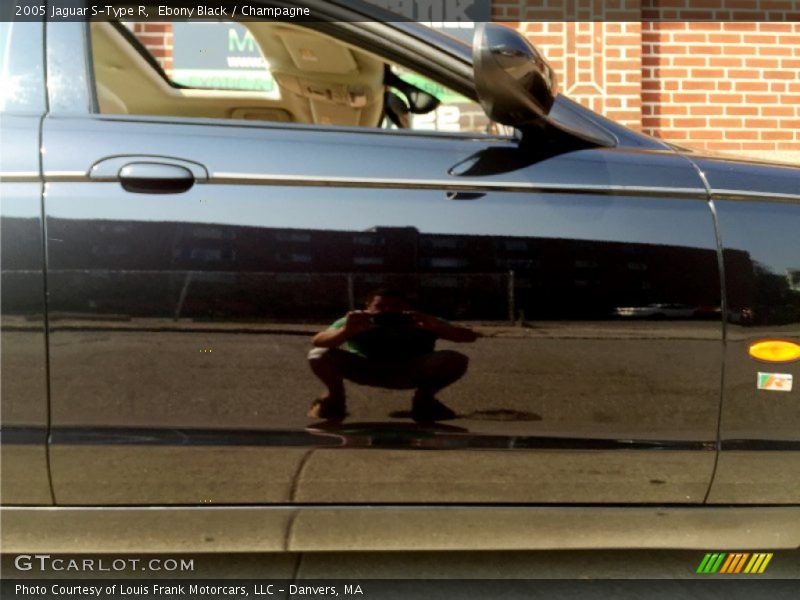 Ebony Black / Champagne 2005 Jaguar S-Type R