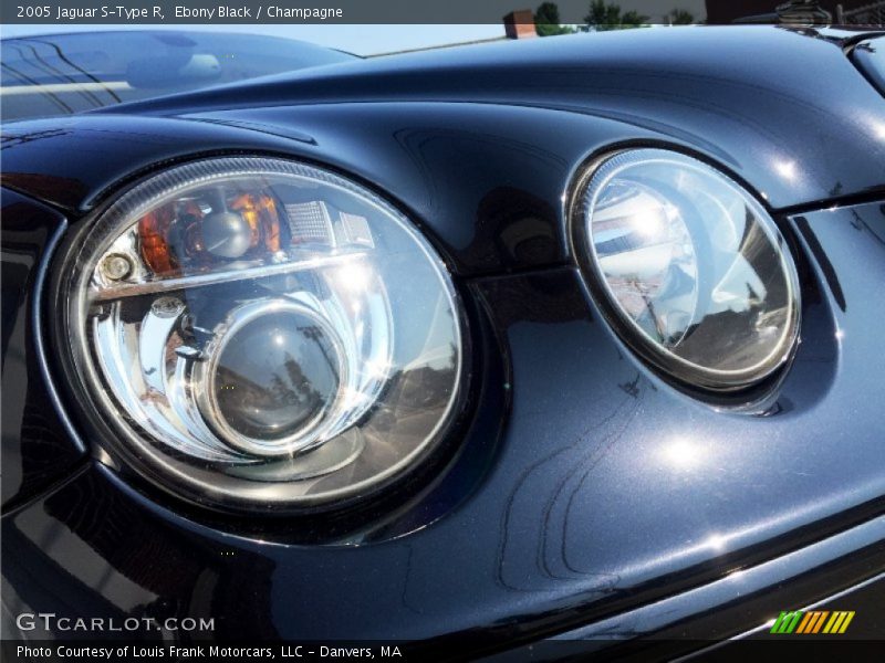 Ebony Black / Champagne 2005 Jaguar S-Type R