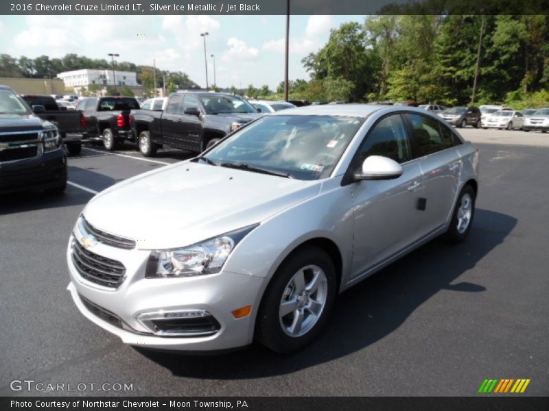 Silver Ice Metallic / Jet Black 2016 Chevrolet Cruze Limited LT