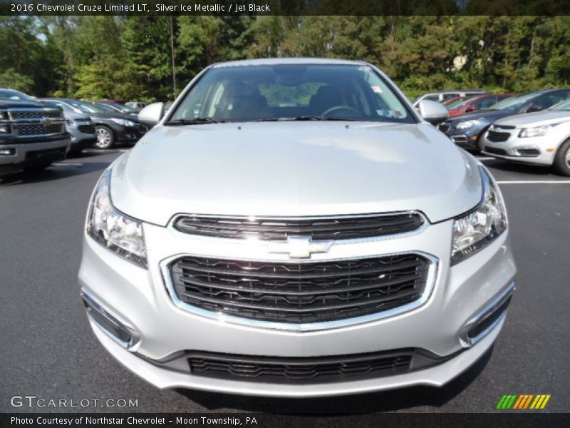Silver Ice Metallic / Jet Black 2016 Chevrolet Cruze Limited LT