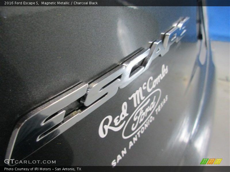 Magnetic Metallic / Charcoal Black 2016 Ford Escape S