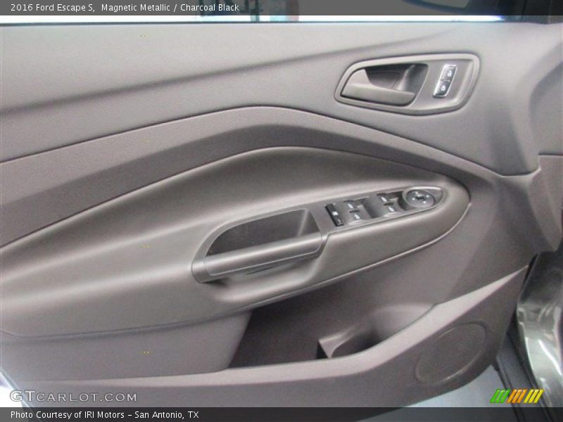 Magnetic Metallic / Charcoal Black 2016 Ford Escape S