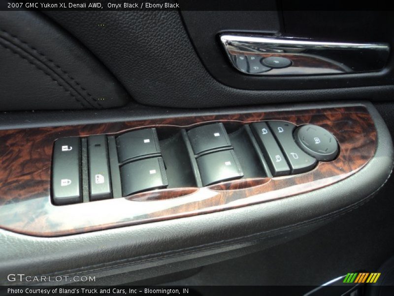 Onyx Black / Ebony Black 2007 GMC Yukon XL Denali AWD
