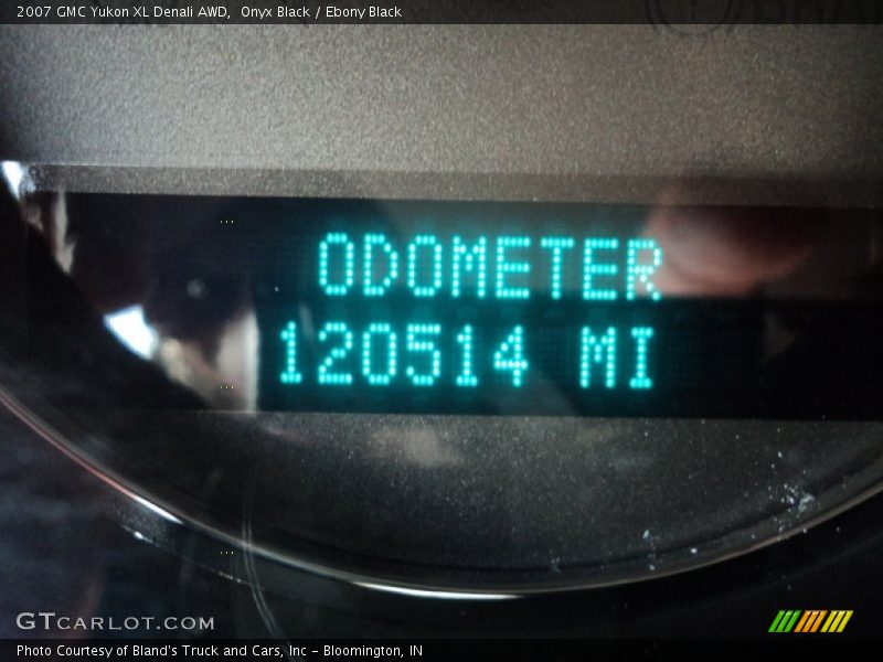Onyx Black / Ebony Black 2007 GMC Yukon XL Denali AWD