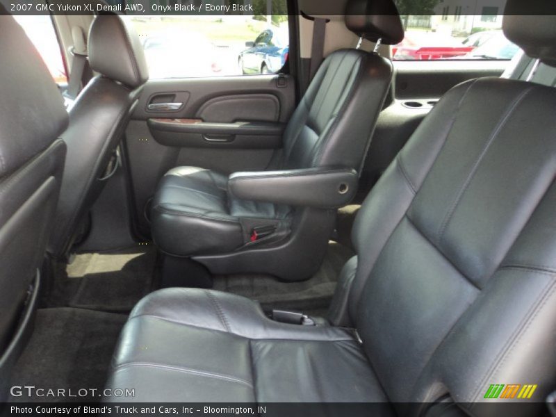 Onyx Black / Ebony Black 2007 GMC Yukon XL Denali AWD