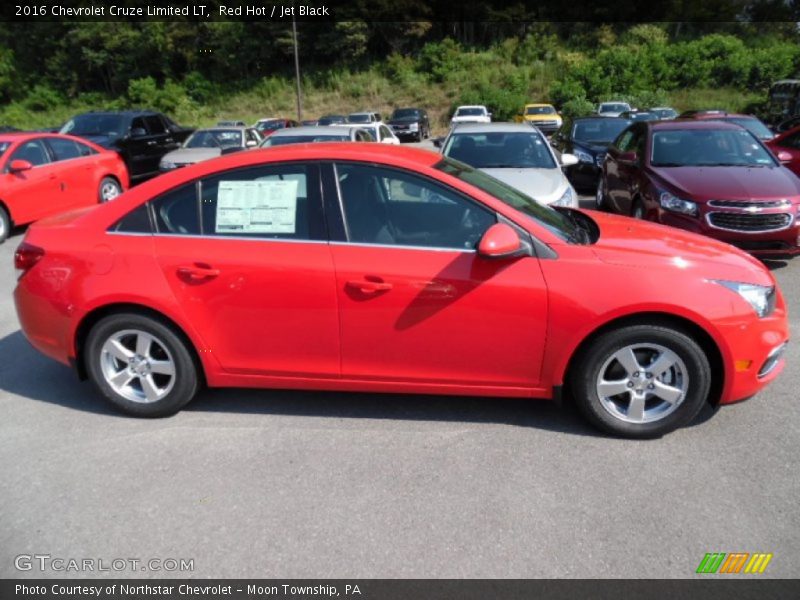 Red Hot / Jet Black 2016 Chevrolet Cruze Limited LT