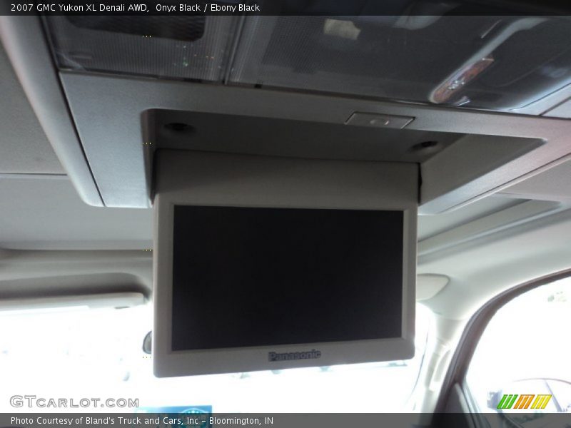 Onyx Black / Ebony Black 2007 GMC Yukon XL Denali AWD
