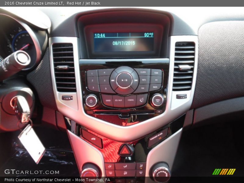 Red Hot / Jet Black 2016 Chevrolet Cruze Limited LT