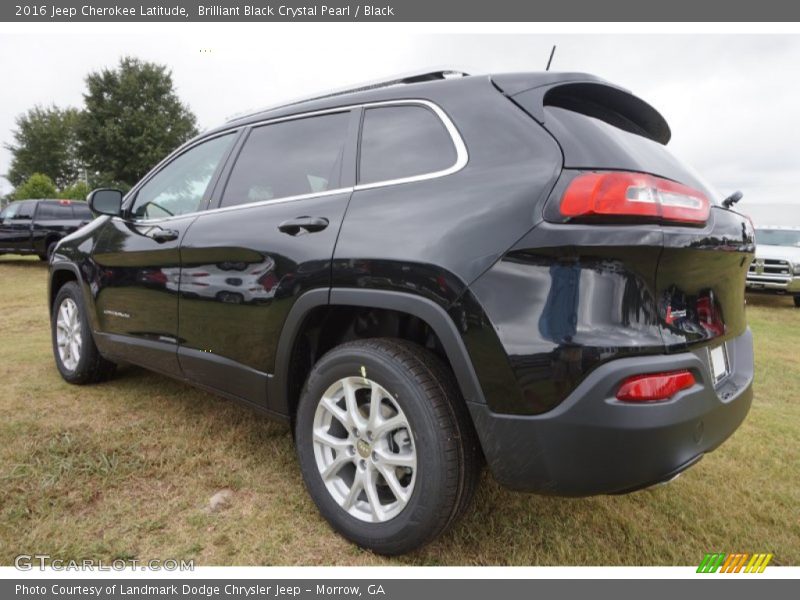 Brilliant Black Crystal Pearl / Black 2016 Jeep Cherokee Latitude