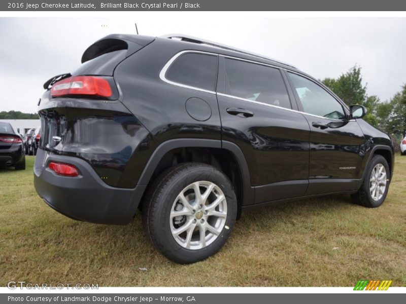 Brilliant Black Crystal Pearl / Black 2016 Jeep Cherokee Latitude