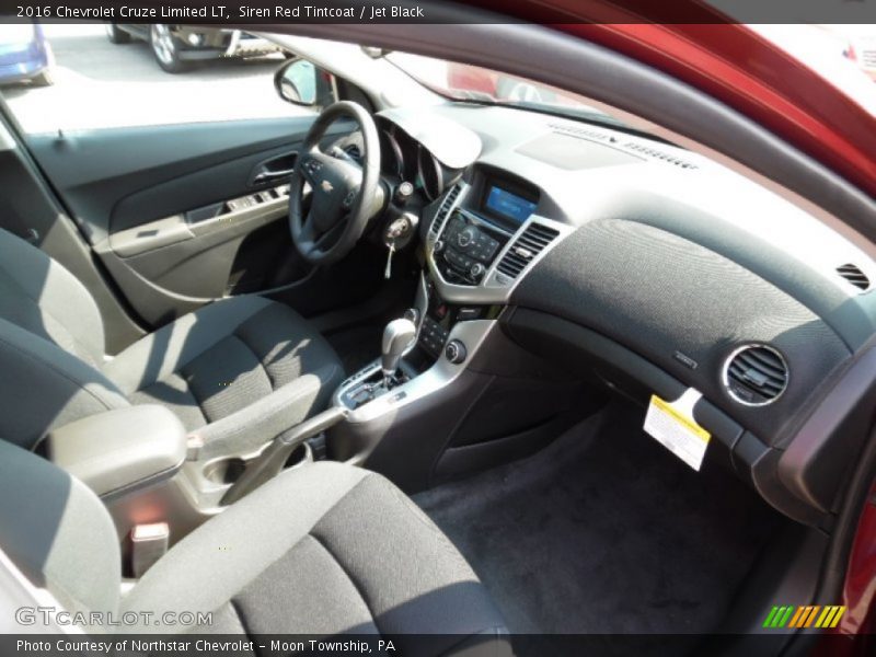 Siren Red Tintcoat / Jet Black 2016 Chevrolet Cruze Limited LT