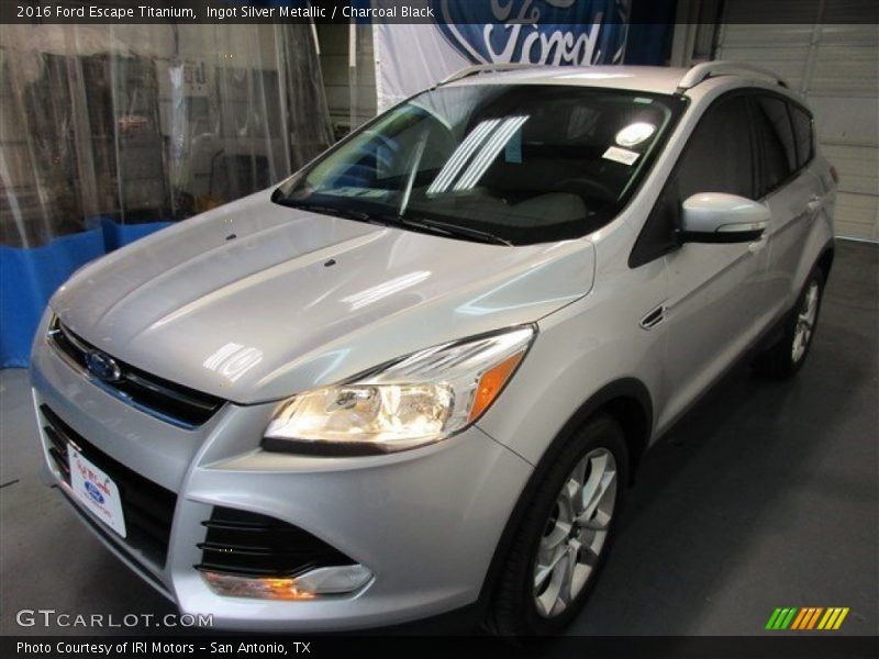 Ingot Silver Metallic / Charcoal Black 2016 Ford Escape Titanium