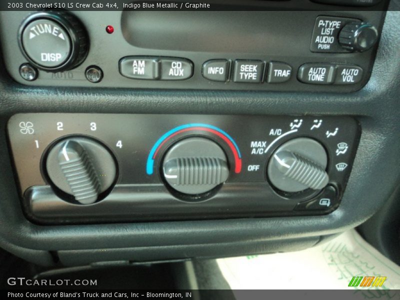 Indigo Blue Metallic / Graphite 2003 Chevrolet S10 LS Crew Cab 4x4