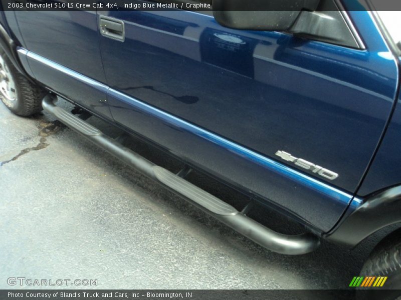 Indigo Blue Metallic / Graphite 2003 Chevrolet S10 LS Crew Cab 4x4