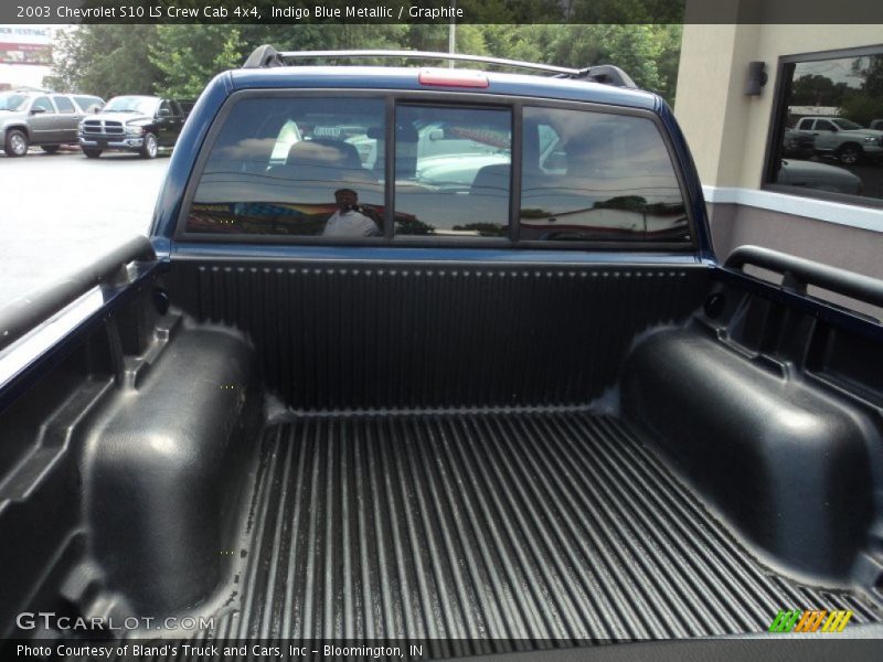 Indigo Blue Metallic / Graphite 2003 Chevrolet S10 LS Crew Cab 4x4