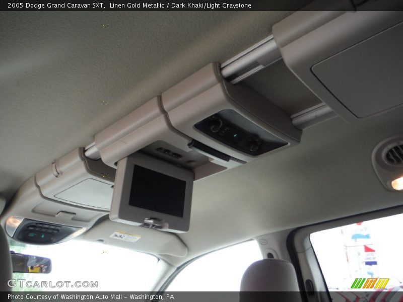 Linen Gold Metallic / Dark Khaki/Light Graystone 2005 Dodge Grand Caravan SXT