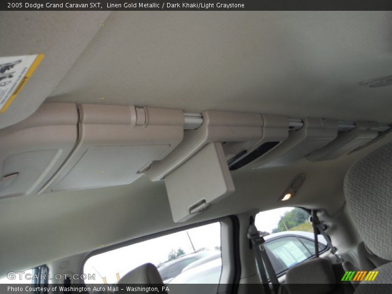 Linen Gold Metallic / Dark Khaki/Light Graystone 2005 Dodge Grand Caravan SXT
