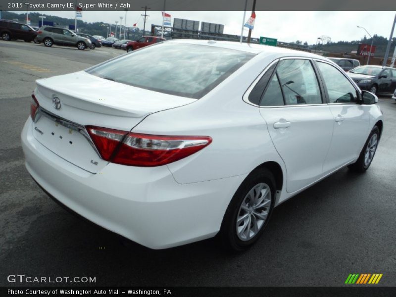 Super White / Ash 2015 Toyota Camry LE