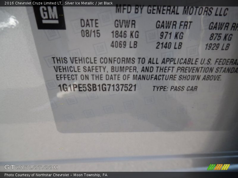 Silver Ice Metallic / Jet Black 2016 Chevrolet Cruze Limited LT