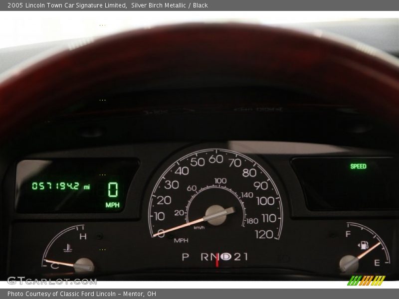  2005 Town Car Signature Limited Signature Limited Gauges