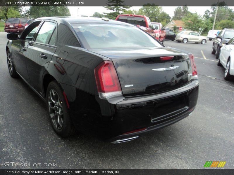 Gloss Black / Black 2015 Chrysler 300 S AWD