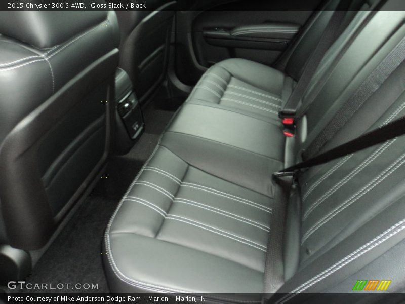 Gloss Black / Black 2015 Chrysler 300 S AWD