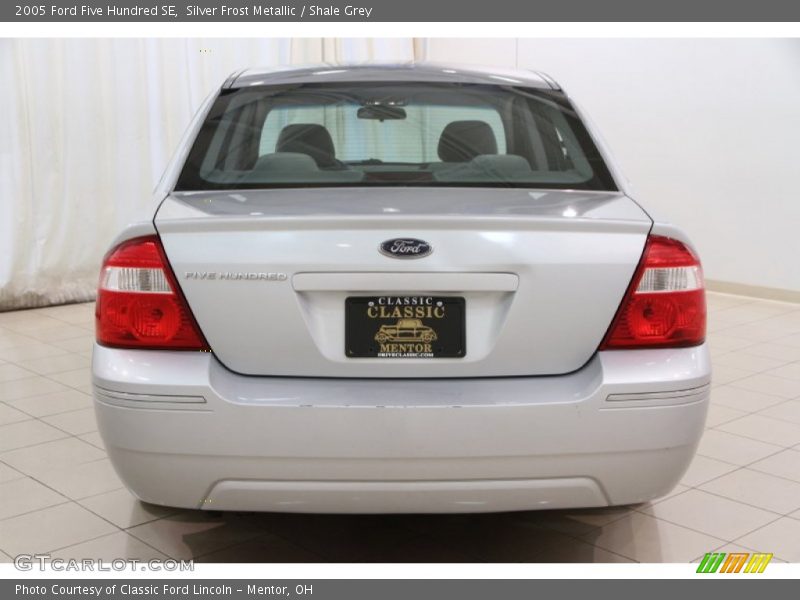 Silver Frost Metallic / Shale Grey 2005 Ford Five Hundred SE