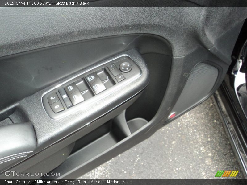 Gloss Black / Black 2015 Chrysler 300 S AWD
