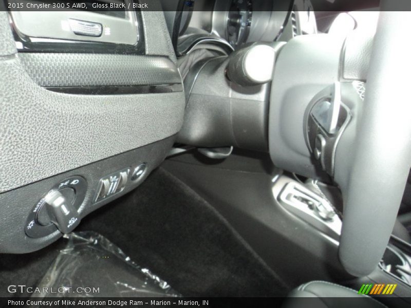 Gloss Black / Black 2015 Chrysler 300 S AWD