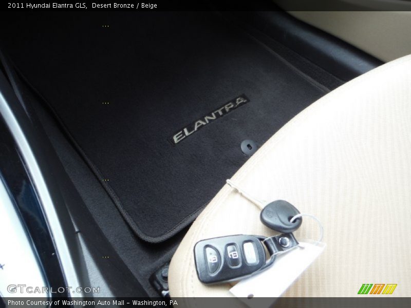 Desert Bronze / Beige 2011 Hyundai Elantra GLS
