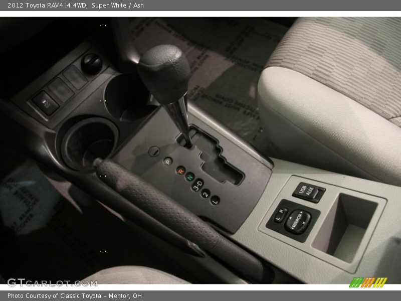 Super White / Ash 2012 Toyota RAV4 I4 4WD