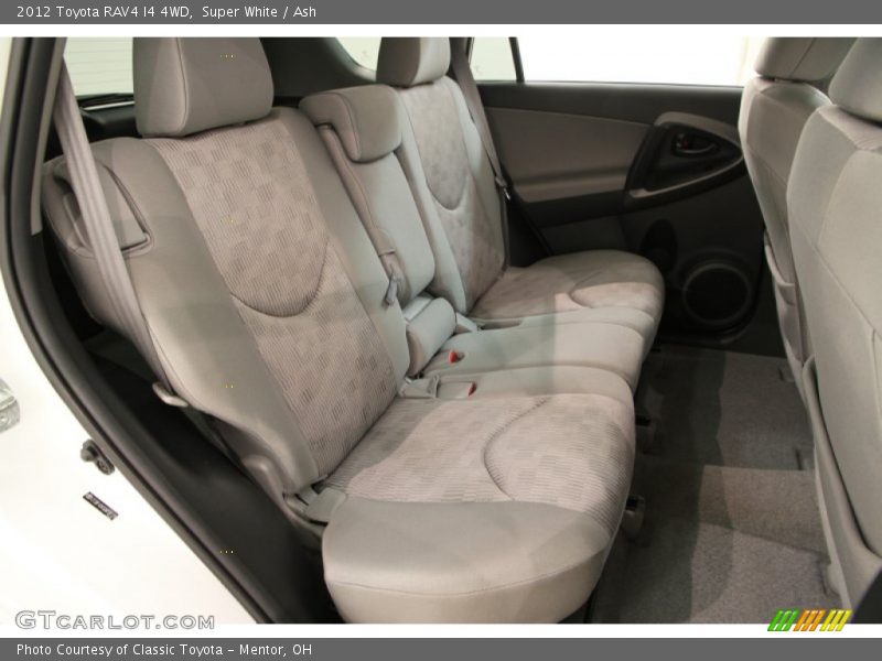 Super White / Ash 2012 Toyota RAV4 I4 4WD
