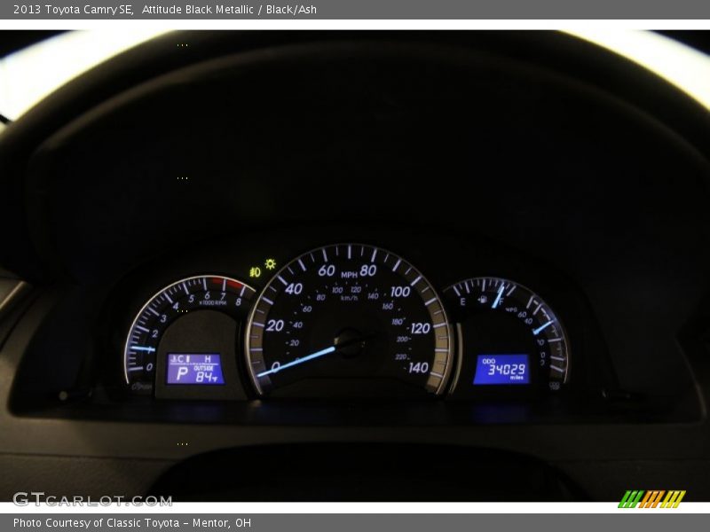 Attitude Black Metallic / Black/Ash 2013 Toyota Camry SE