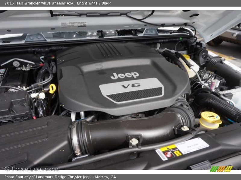 Bright White / Black 2015 Jeep Wrangler Willys Wheeler 4x4