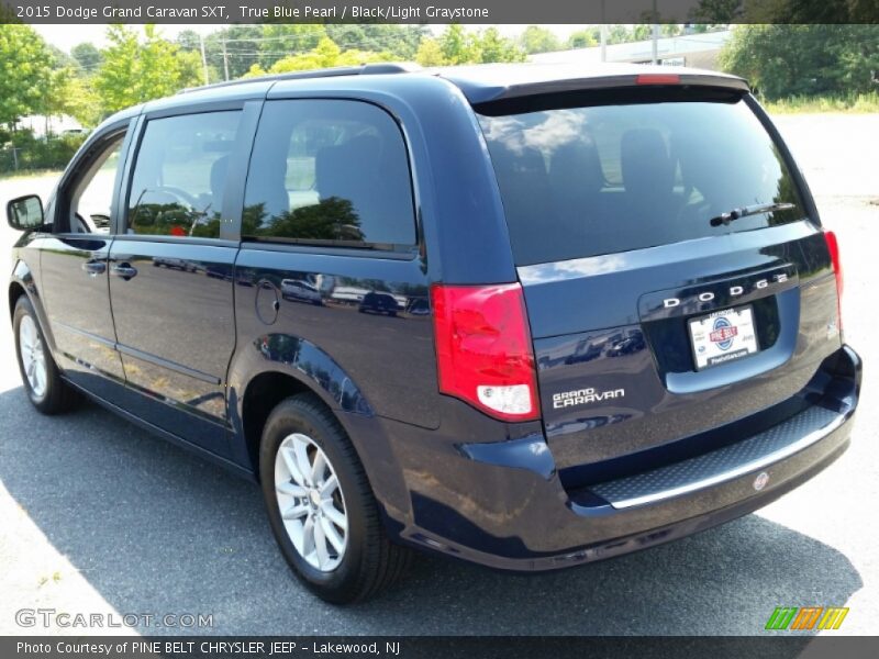 True Blue Pearl / Black/Light Graystone 2015 Dodge Grand Caravan SXT