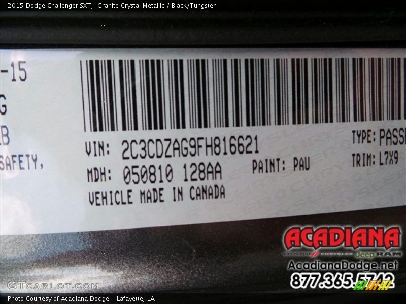 Granite Crystal Metallic / Black/Tungsten 2015 Dodge Challenger SXT