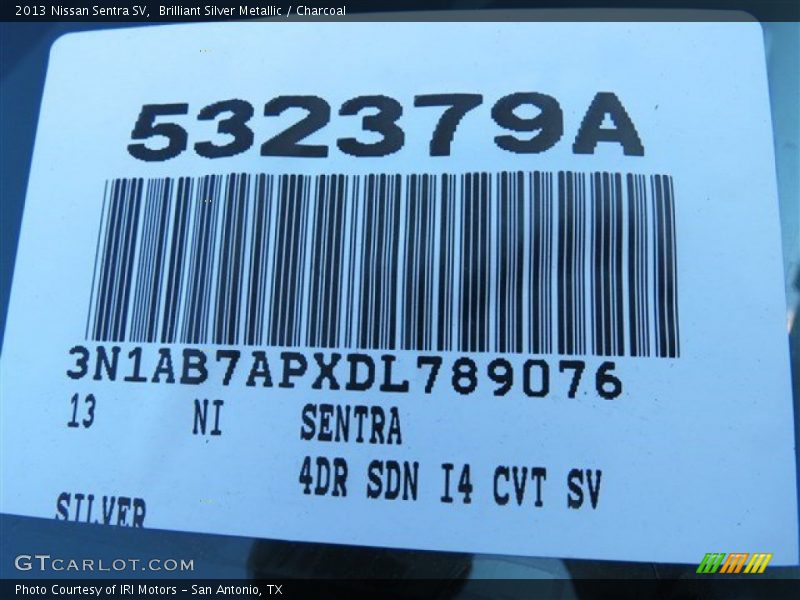 Brilliant Silver Metallic / Charcoal 2013 Nissan Sentra SV