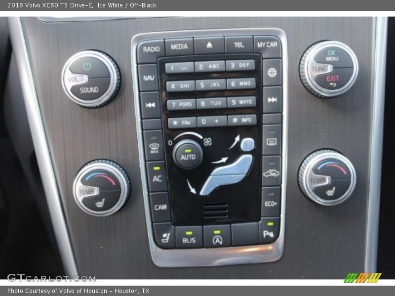Ice White / Off-Black 2016 Volvo XC60 T5 Drive-E