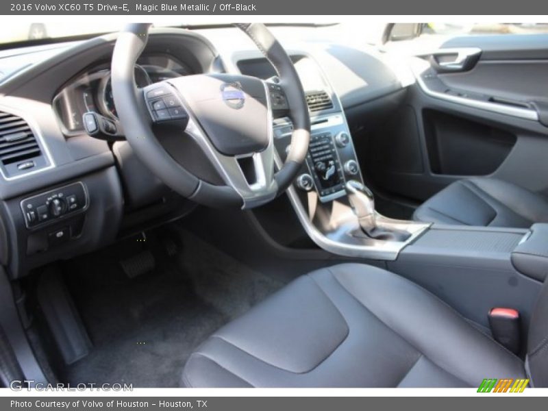 Magic Blue Metallic / Off-Black 2016 Volvo XC60 T5 Drive-E