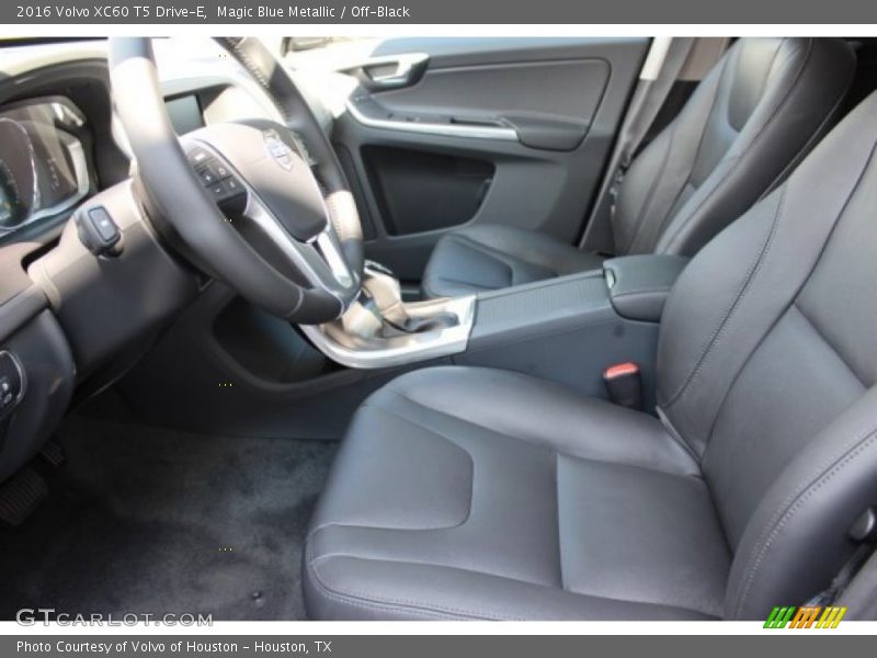 Magic Blue Metallic / Off-Black 2016 Volvo XC60 T5 Drive-E