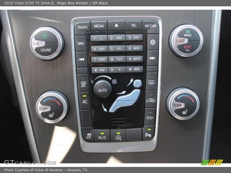 Magic Blue Metallic / Off-Black 2016 Volvo XC60 T5 Drive-E
