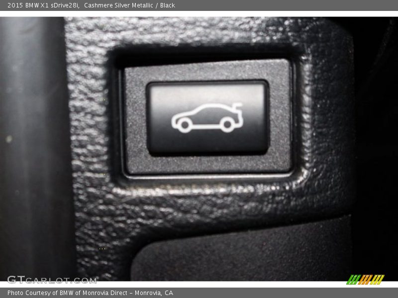 Cashmere Silver Metallic / Black 2015 BMW X1 sDrive28i