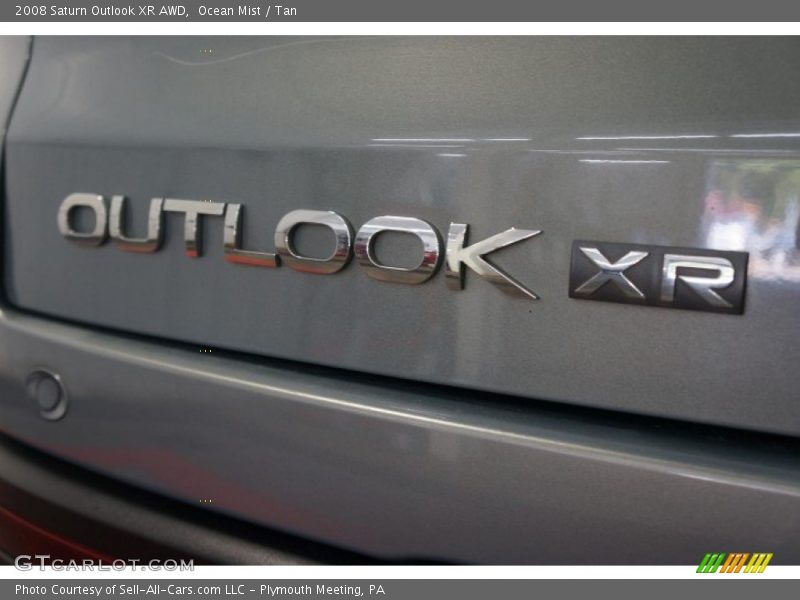 Ocean Mist / Tan 2008 Saturn Outlook XR AWD