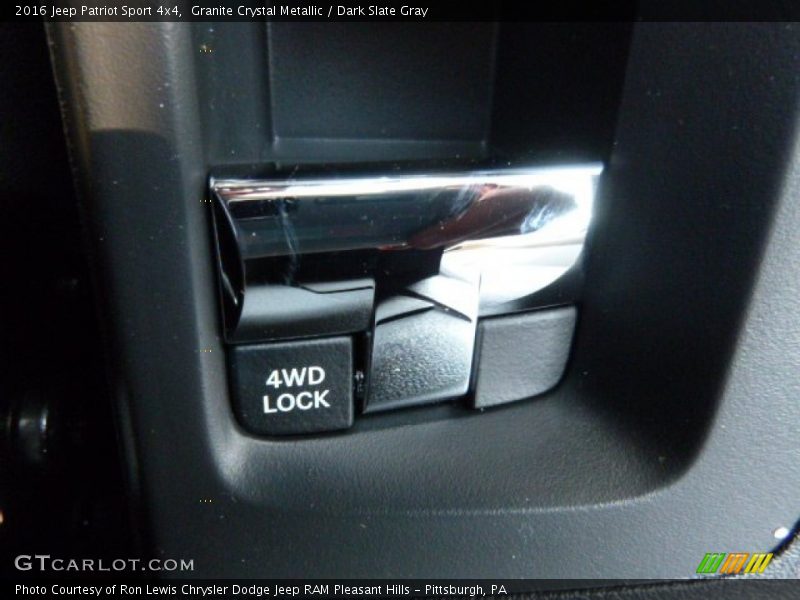 Granite Crystal Metallic / Dark Slate Gray 2016 Jeep Patriot Sport 4x4